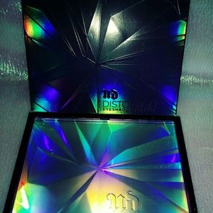 Urban Decay Distortion Palette